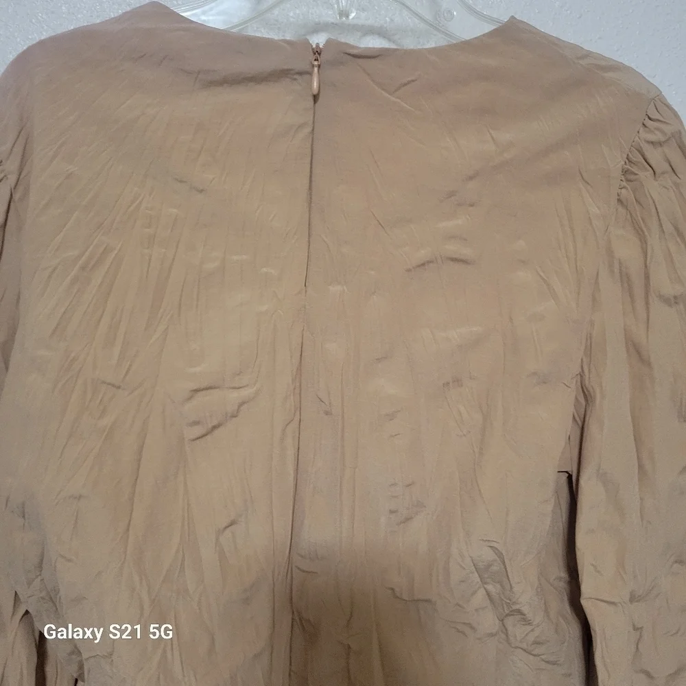 NWT Zara crinkle balloon sleeve top size  small